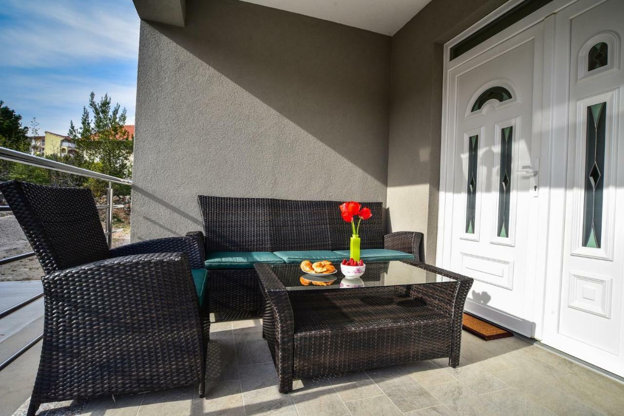 Apartment Lavande 2 Pridraga ภายนอก รูปภาพ