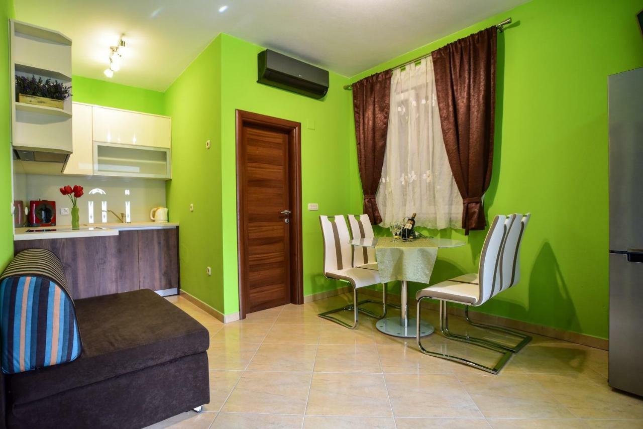 Apartment Lavande 2 Pridraga ภายนอก รูปภาพ